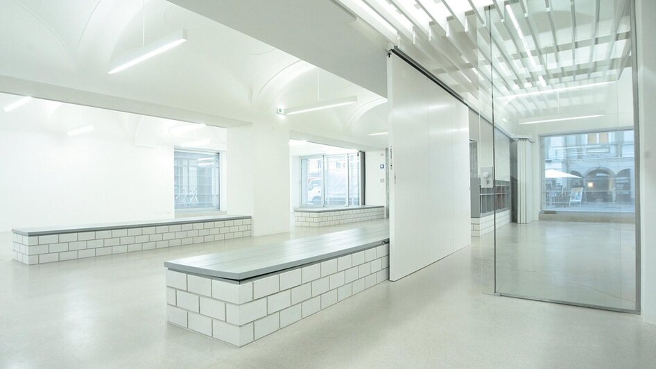 Moderner Innenraum im Haus der Architektur Graz | © J. J. Kucek
