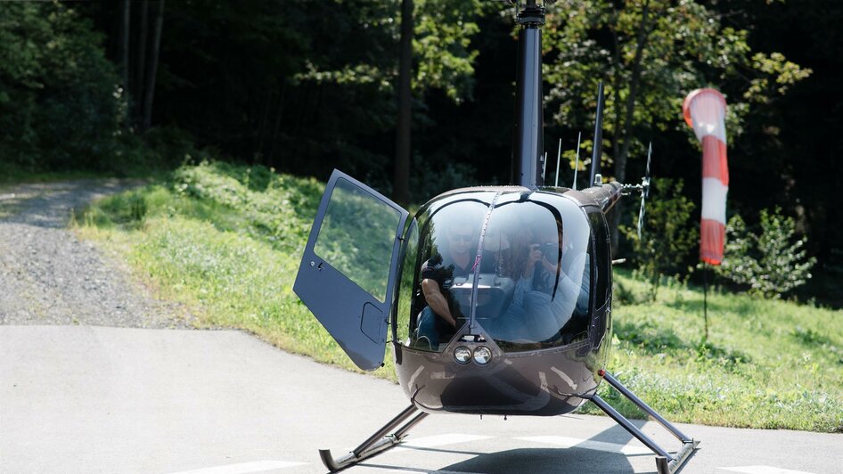 Georgiberg Hochzeit Helikopter | © Weingut Georgiberg