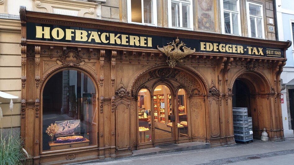 Hofbäckerei Edegger-Tax - Außenansicht | © Gudrun Krinzinger - Reisebloggerin