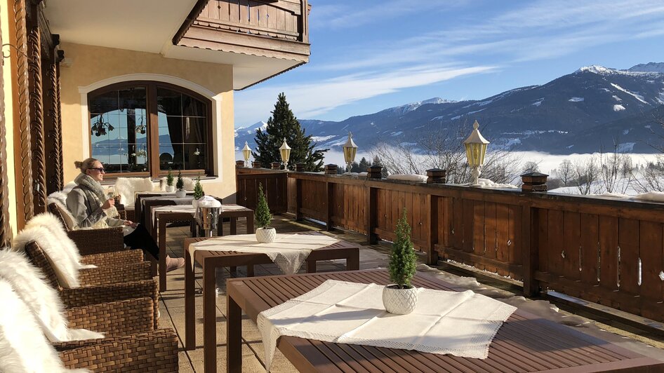 Sonnenterrasse im Winter | © Ennstalerhof
