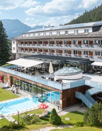 Hotel-Restaurant Grimmingblick, house in summer | © Hotel-Restaurant Grimmingblick | © Hotel-Restaurant Grimmingblick