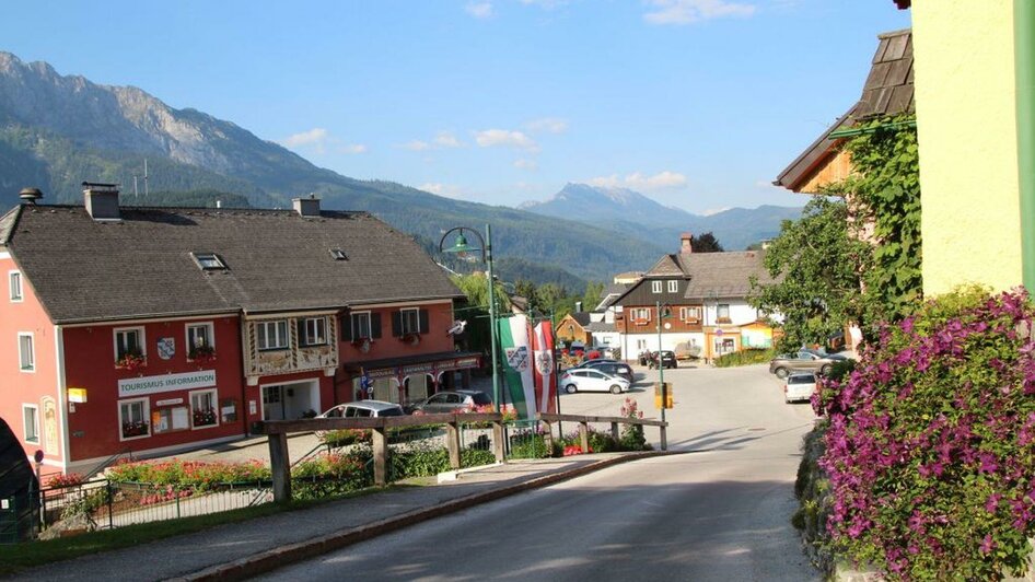 Informationsbüro am Dorfplatz Tauplitz | © TVB Ausseerland Salzkammergut/Kolb