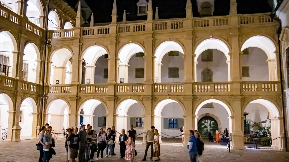 Abends im Landhaushof Graz | © Graz Tourismus-Werner Krug