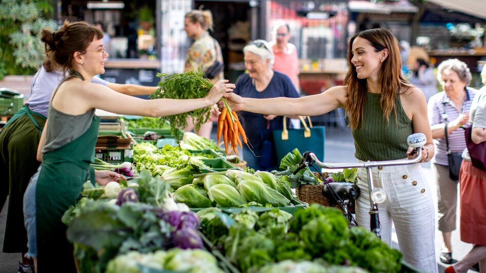 Kaiser Josef Markt - Frisches Gemüse | © Graz Tourismus - Tom Lamm