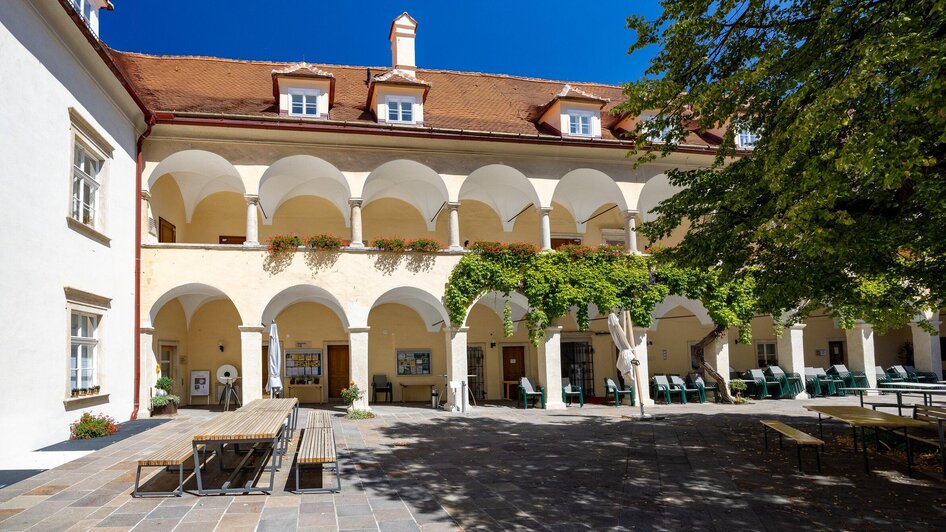 Der Weg ist das Ziel -  Den Buchkogel erwandern | © Graz Tourismus - Harry Schiffer