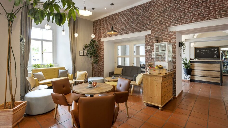 JUFA-Klostercafe-Innen1-Murtal-Steiermark | © JUFA Hotels