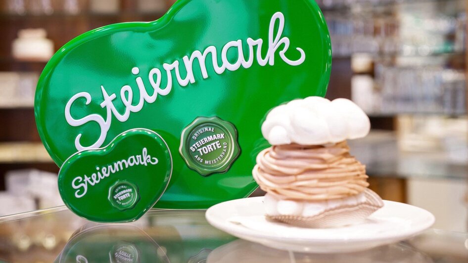 Kristinas Meisterkonditorei | © Harald Tauderer und Michaela Begsteiger