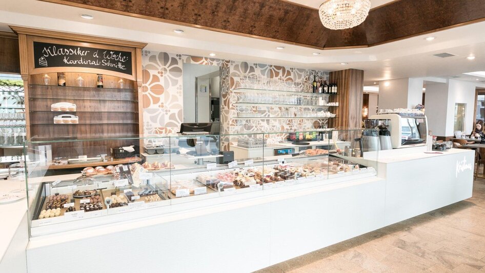 Kristinas Meisterkonditorei - Helles Ambiente | © Harald Tauderer und Michaela Begsteiger
