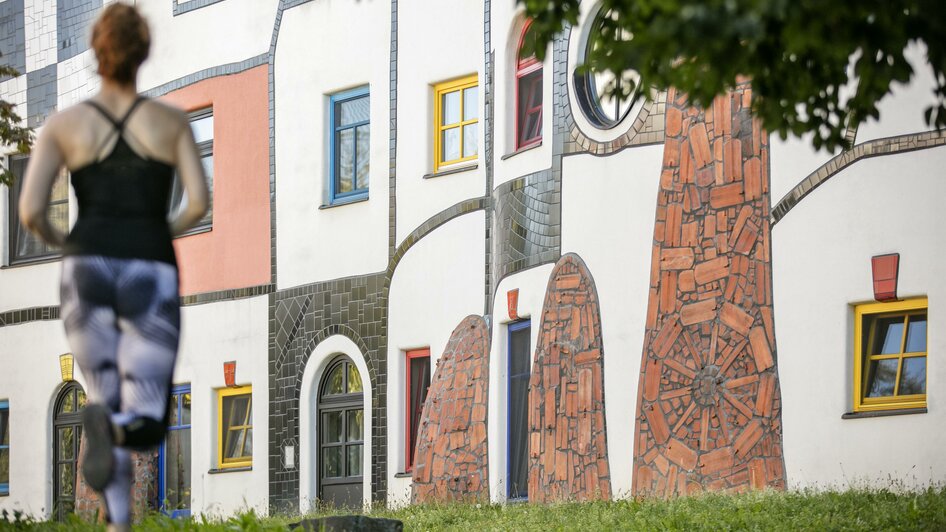 Rogner Bad Blumau Laufen | © Rogner Bad Blumau/Hundertwasser Architekturprojekt