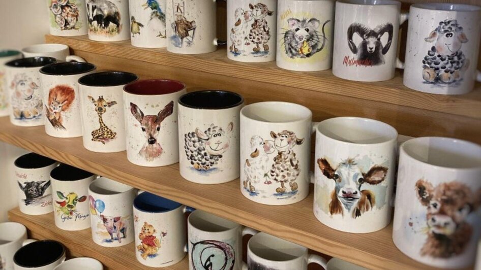 painted cups | Cornelia Elisabeth Pilz | © Cornelia Elisabeth Pilz Tassen bemalt | © Cornelia Elisabeth Pilz