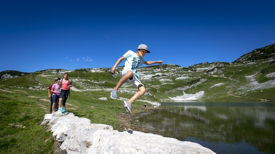 Loser Altaussee Wandern beim Augstsee | © TVB Ausseerland-Salzkammergut/Tom Lamm