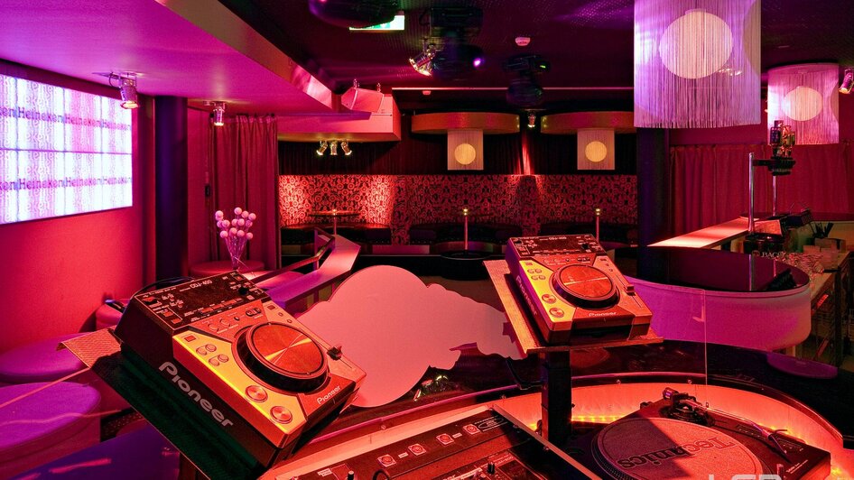 Mausefalle - Stimmungsvoller Lotus Club | © Mausefalle