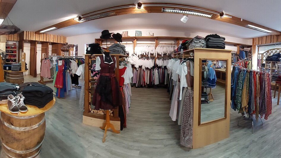 Damenabteilung im Trachtenzauber | © Trachtenzauber OG