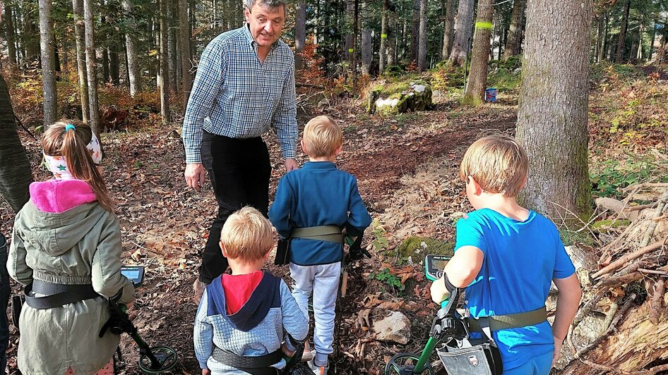 Schatzsuche im Schatzsucherwald Zloam