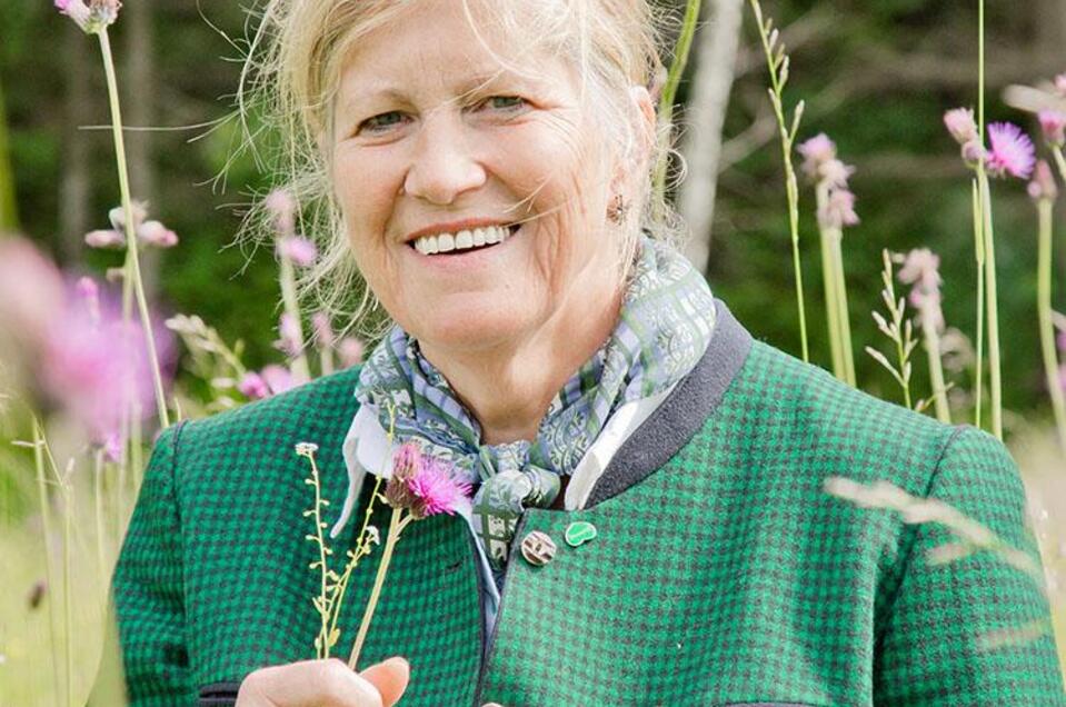 Naturvermittlerin Renate Dobrovolny - Impression #1 | © Naturpark Mürzer Oberland