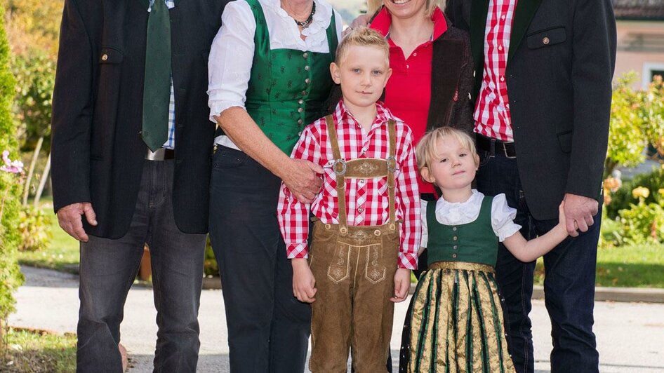 Obsthof Schirnhofer_Familie_Oststeiermark | © Schweighofer Helmut