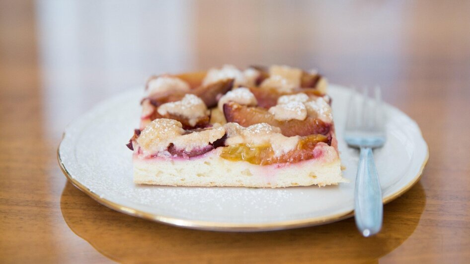 Omas Teekanne - Zwetschkenkuchen | © Omas Teekanne - Svetlana Gombats Photography