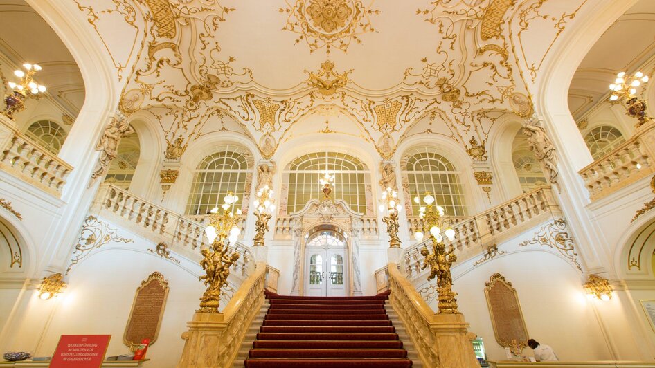 Opernhaus Treppenaufgang | © Graz Tourismus - Harry Schiffer