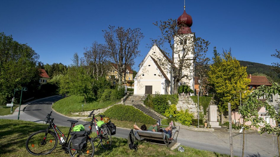 Römerweinstraße_Rast Puch bei Weiz_Oststeiermark | © Tourismusverband Oststeiermark