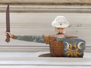Holzfigur im Palais Saurau in Graz | © Graz Tourismus-Harry Schiffer