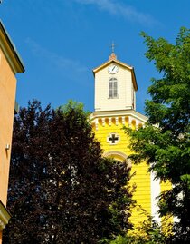 Blick von der Oberen Brunnenstraße zur Pfarrkirche | © TVB Thermen- & Vulkanland | Werner Krug | © TVB Thermen- & Vulkanland