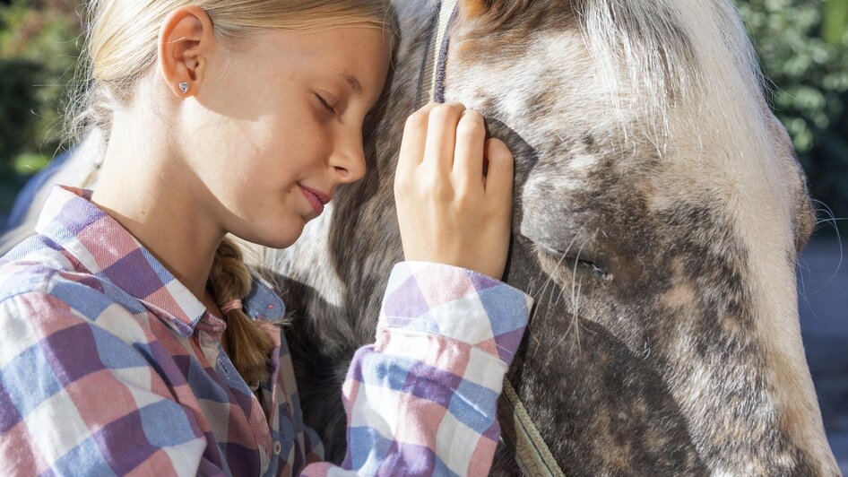 Ponyabenteuer und Reiten im Narzissendorf Zloam f( | © www.zloam.at