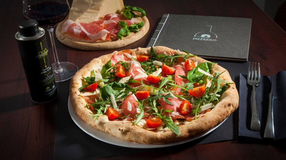 Pizza mit frischen Gemüse | © Pizzaiolo