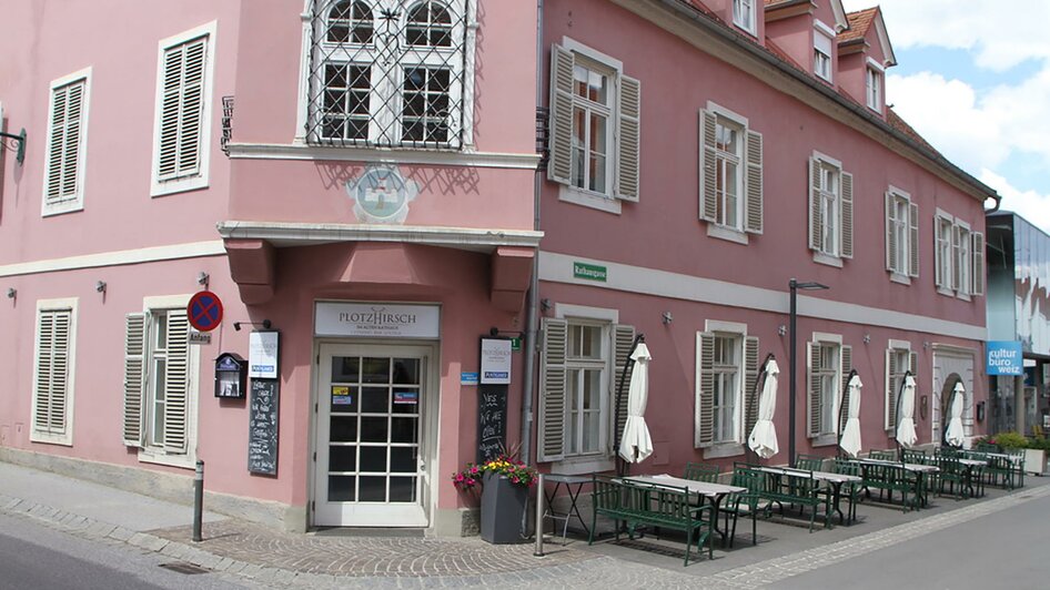 Plotzhirsch_Außenansicht_Oststeiermark | © Plotzhirsch Restaurant Weiz