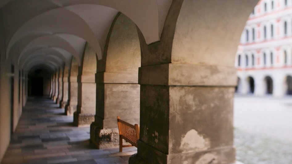 Arkadengang im Priesterseminar Graz | © Graz Tourismus-Harry Schiffer