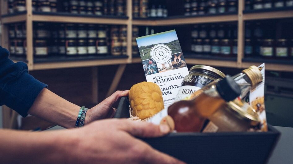 Geschenkskorb aus Honig - Produkten | © RM SW GmbH | webquartier.at