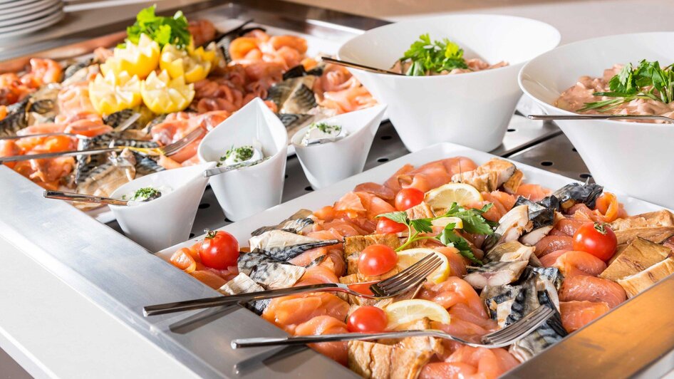 Mittagsbuffet | © Hotel Ramada