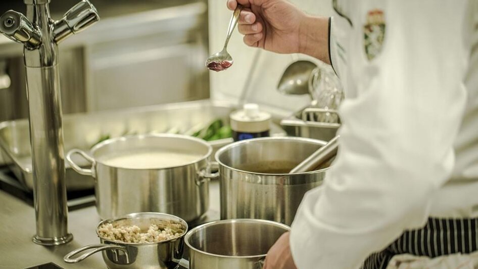 Küche Hotel Restaurant Annelies | © Caro Lang