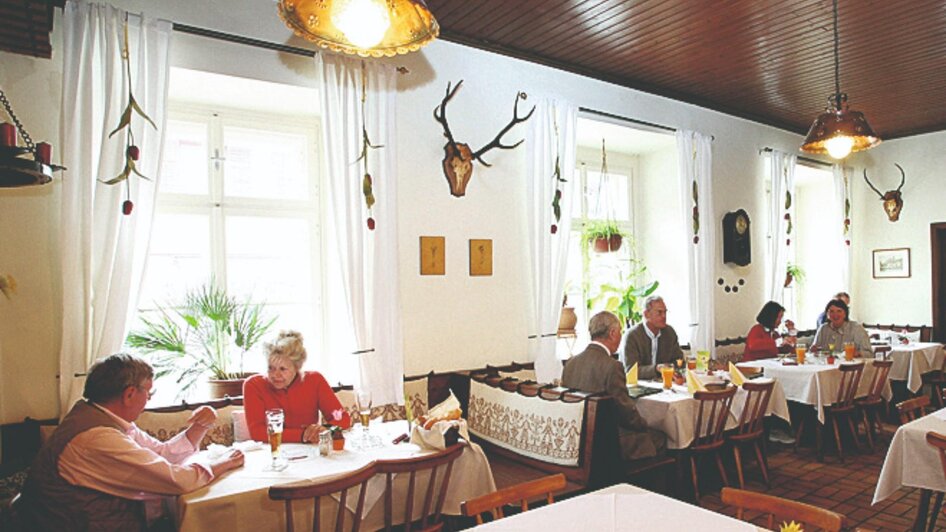 Brandhof - Uriger Gastraum | © Brandhof