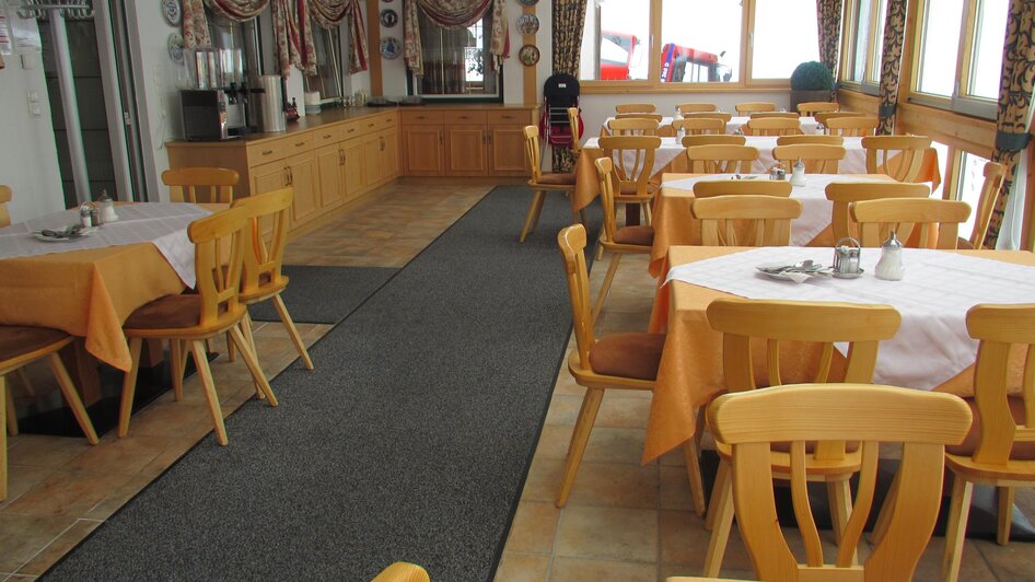 Alpen Arnika, Tauplitzalm, dining room | Hotel Alpen Arnika | © Hotel Alpen Arnika Alpen Arnika, Tauplitzalm, Speisesaal | © Hotel Alpen Arnika