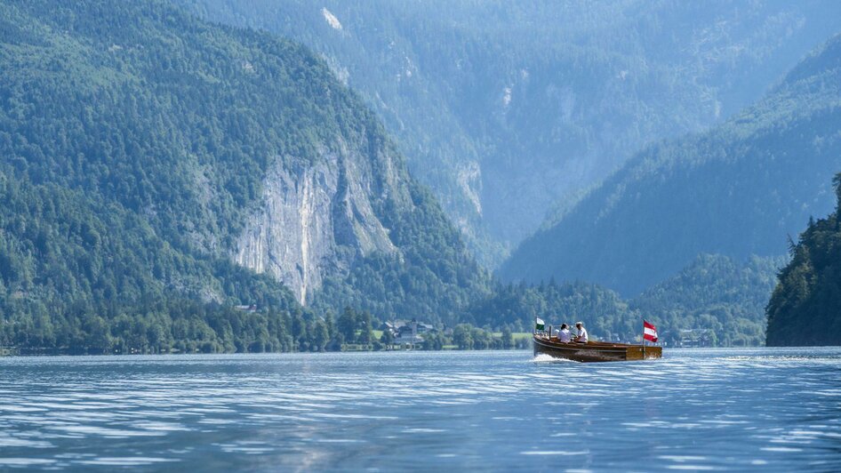 Schifffahrt, Grundlsee, Gößler Wand | © Schifffahrt Grundlsee/Florian Loitzl