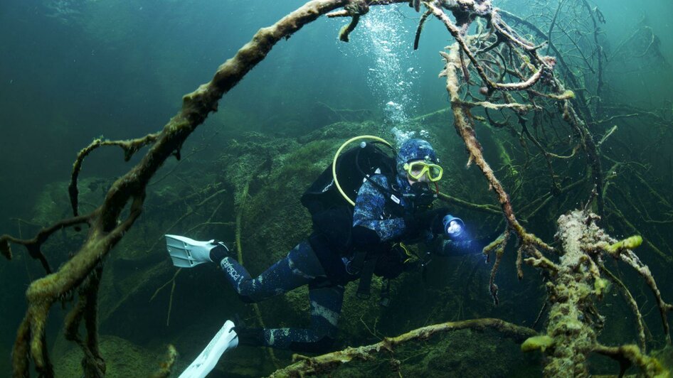 Scuba Academy, Grundlsee, erforschen | © Jürgen H. Gangoly