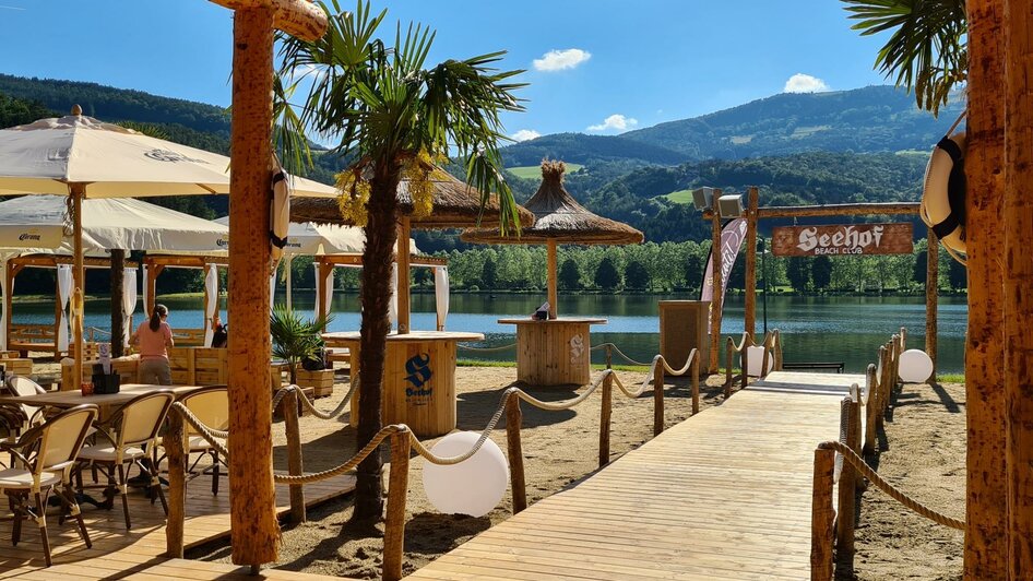 Seehof Beachclub_Blick auf den See_Oststeiermark | © Christine Schwetz