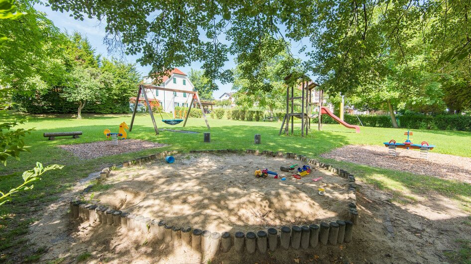 Spielplatz Aupark_Pöllau_Oststeiermark | © Helmut Schweighofer