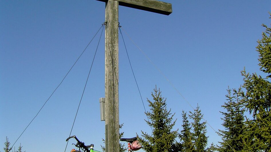 Steinplan-Gipfelkreuz-Murtal-Steiermark | © Steinplan Schutzhaus