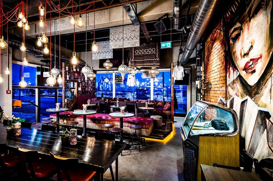 Streets: Famous Food and Drinks - Impression #1 | © Streets - Werner Krug