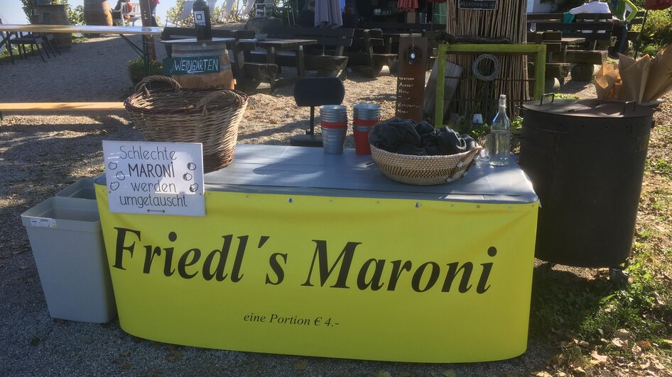 Maronistand | Johannes-Fridolin Heiß | © Johannes-Fridolin Heiß Maronistand | © Johannes-Fridolin Heiß