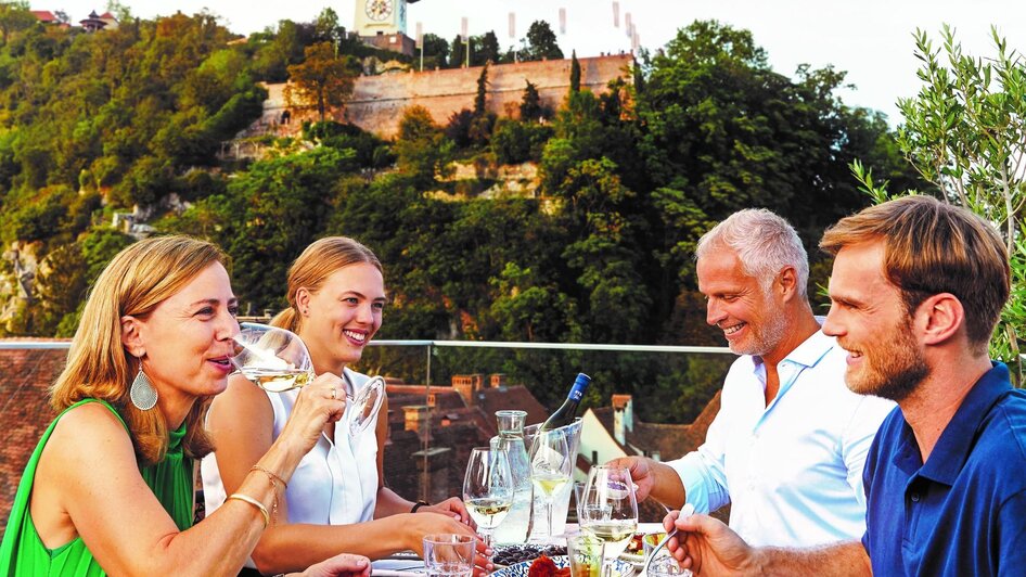 Tagescafé Freiblick - Genuss auf der Terrasse | © Graz Tourismus - Astrid Schwab