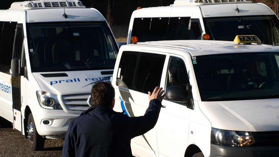 Taxi-Head Foto | © Omnibus Prall