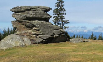 Teufelstein_Stein_Oststeiermark | © Tourismusverband Oststeiermark