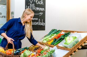 Einkaufen im Thermenbauernladen | © Mias Photoart