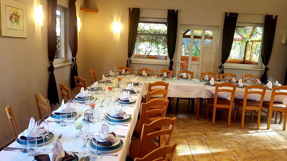 Gedeckter Tisch | © Toni's Dorfstube