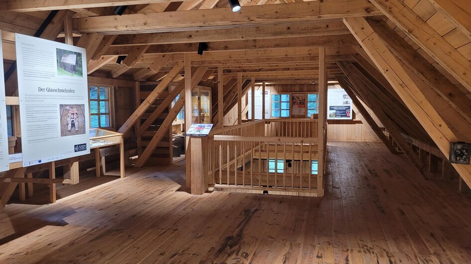 Waldglashütte Eingang | TV Südsteiermark - Irene Löschnig | © TV Südsteiermark - Irene Löschnig Waldglashütte Eingang | © TV Südsteiermark - Irene Löschnig