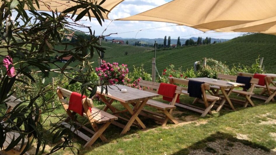 Weingut Kögl Buschenschank | Tamara Kögl | © Weingut Kögl | Tamara Kögl Weingut Kögl Buschenschank | © Weingut Kögl | Tamara Kögl