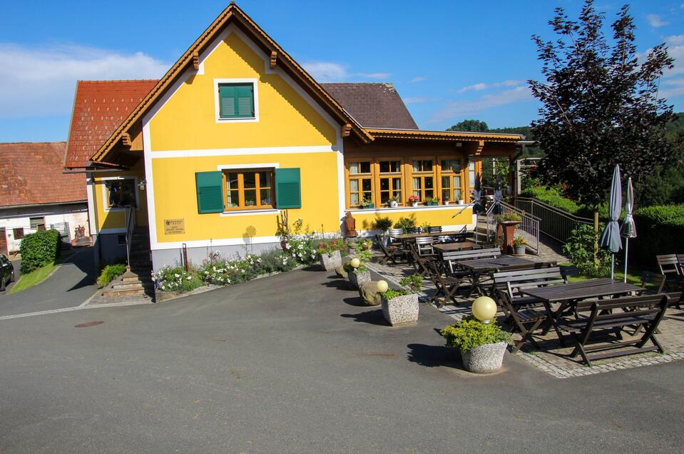 Weingut Rack - Impression #1 | © Buschenschank Rank