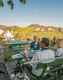 Weingut Buschenschank Sternat Buschenschank | © Familie Sternat | Weingut Sternat | Familie Sternat | © Familie Sternat | Weingut Sternat